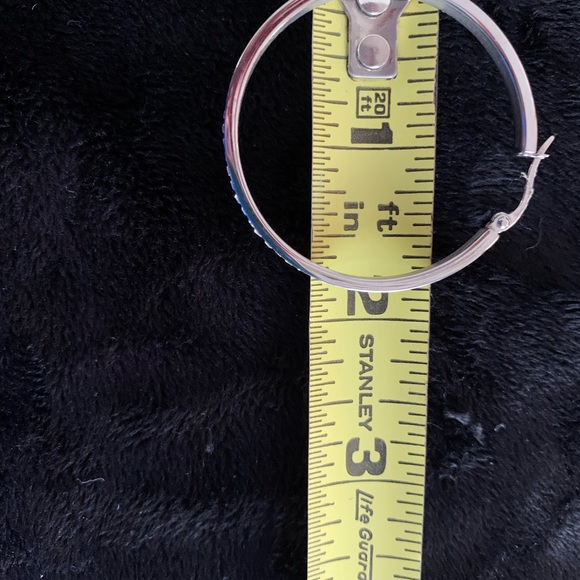 Chelsea Hill Stainless Steel hoop earrings - Picture 5 of 6